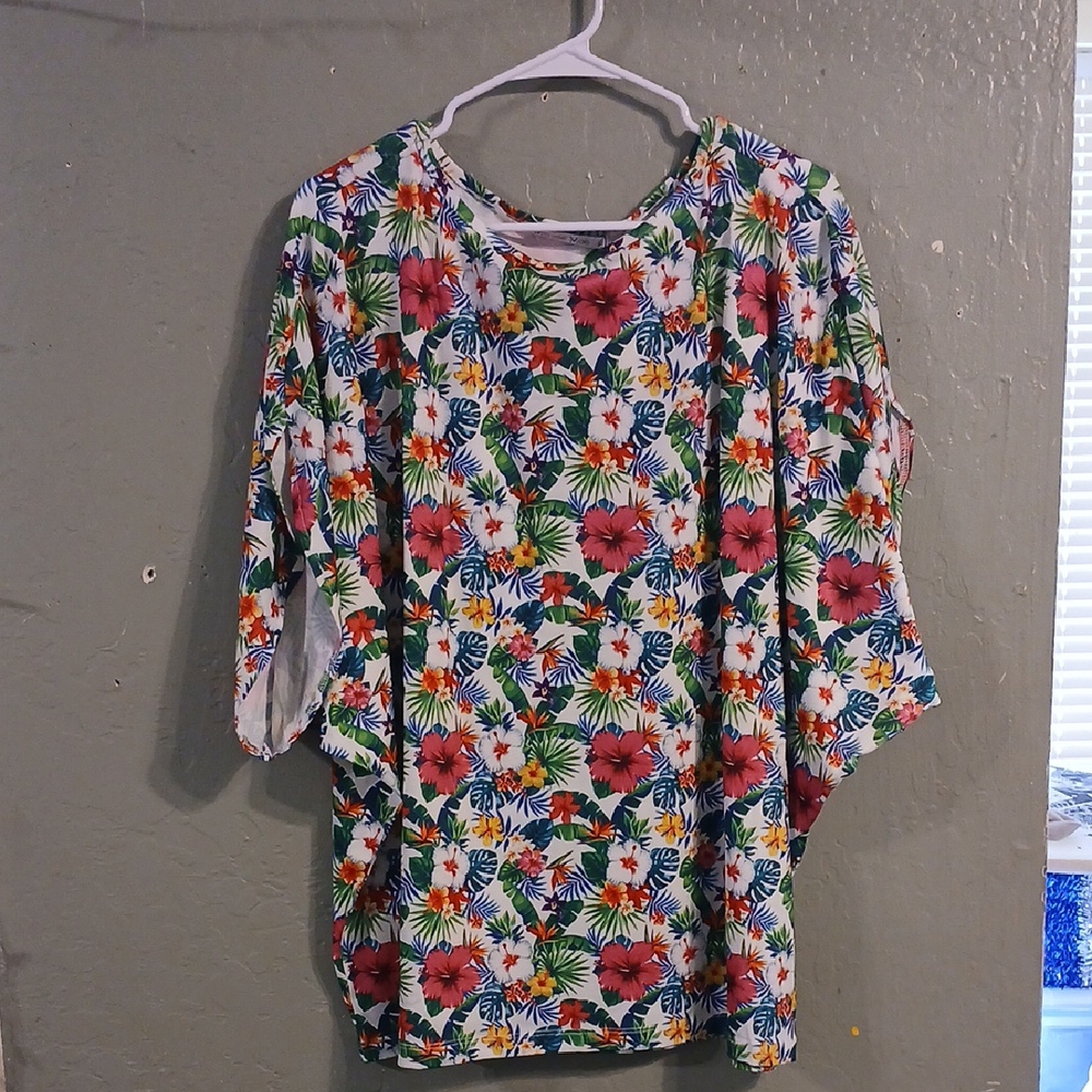 NWT Michelle Mae Floral Womand Blouse Xl